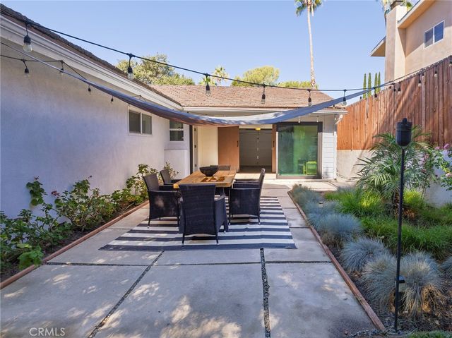 460 Mount Carmel Drive, Glendale, CA 91206