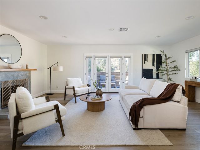 460 Mount Carmel Drive, Glendale, CA 91206