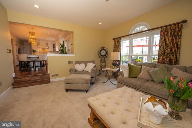 336 BROAD ST, Harleysville, PA 19438