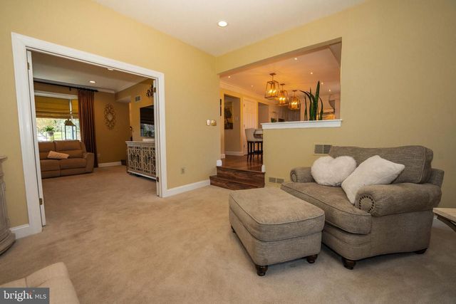 336 BROAD ST, Harleysville, PA 19438
