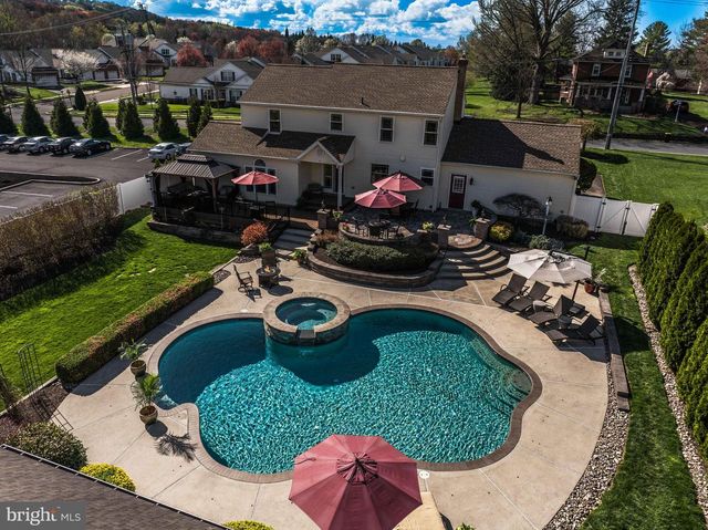 336 BROAD ST, Harleysville, PA 19438
