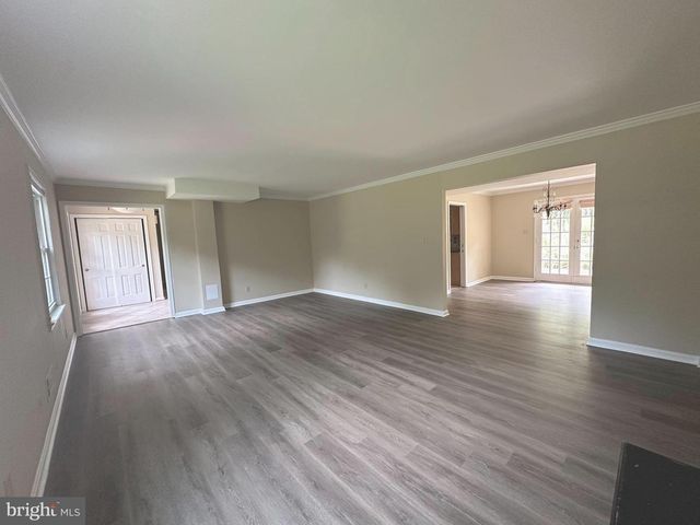 6226 HARDY DR, Mclean, VA 22101