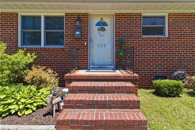 232 Martha Lee DR, Hampton, VA 23666