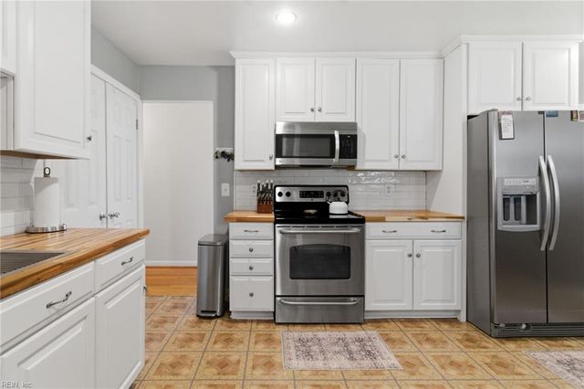 232 Martha Lee DR, Hampton, VA 23666
