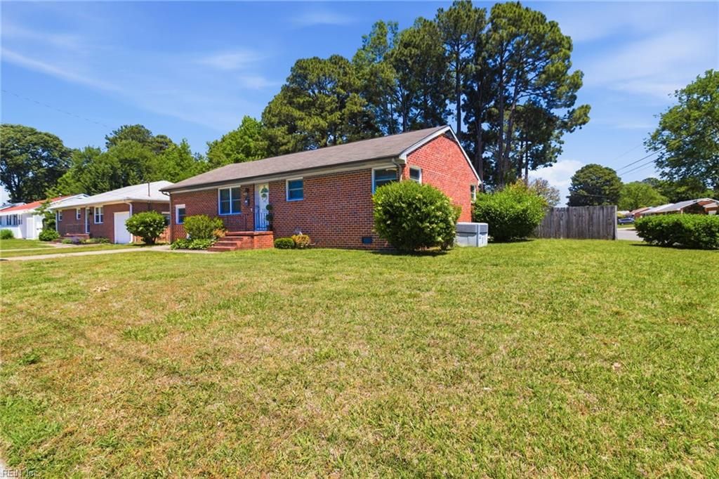 232 Martha Lee DR, Hampton, VA 23666