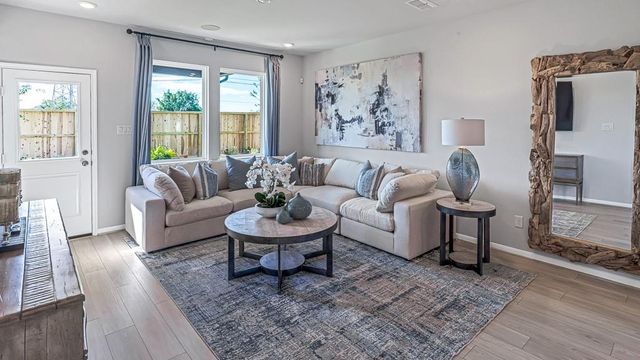 9638 Poinsettia Haven Lane, Richmond, TX 77407