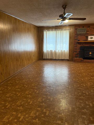 514 S Sawmill Rd, Searcy, AR 72143