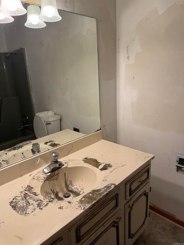 514 S Sawmill Rd, Searcy, AR 72143