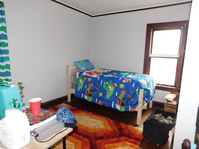 4046 N 6th STREET, Milwaukee, WI 53212