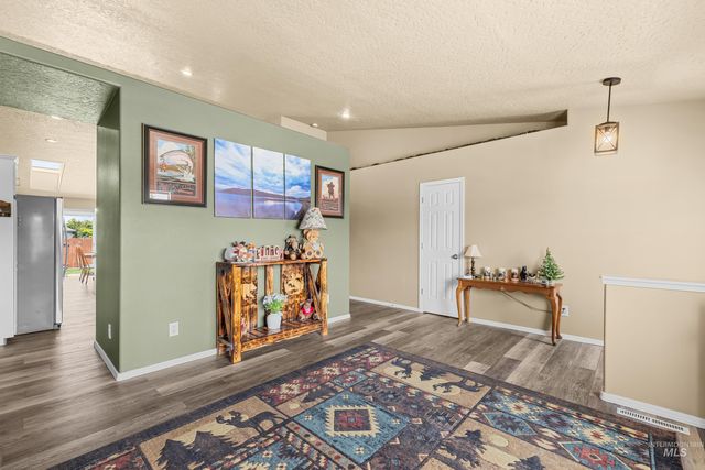 3408 Saraset Cir, Caldwell, ID 83605
