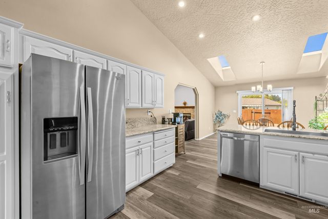 3408 Saraset Cir, Caldwell, ID 83605