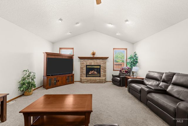 3408 Saraset Cir, Caldwell, ID 83605