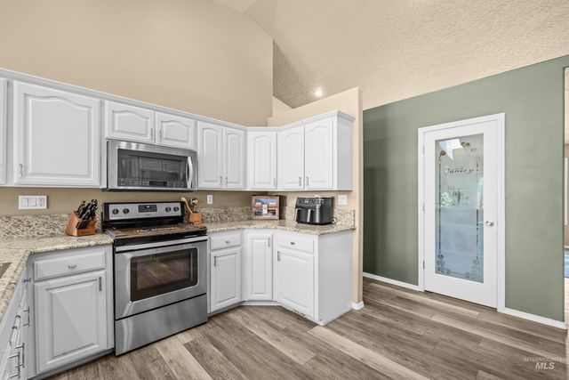 3408 Saraset Cir, Caldwell, ID 83605