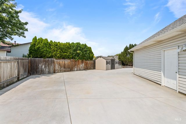 3408 Saraset Cir, Caldwell, ID 83605