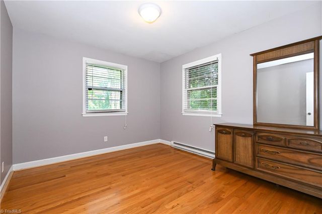 4025 Sedgewood Lane, Greensboro, NC 27407