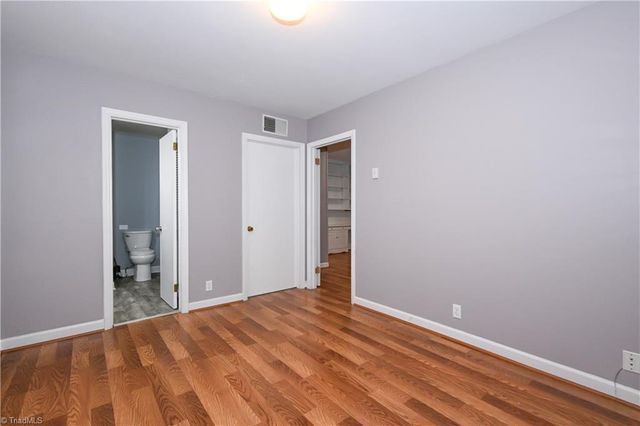 4025 Sedgewood Lane, Greensboro, NC 27407