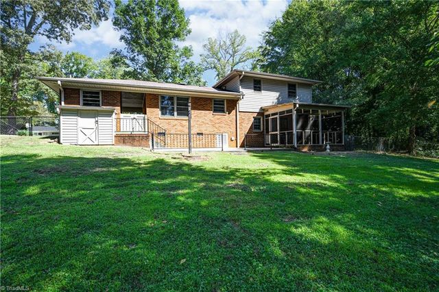 4025 Sedgewood Lane, Greensboro, NC 27407