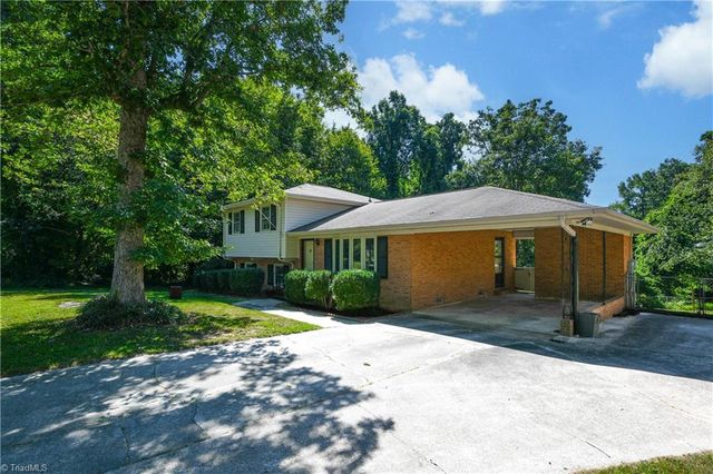 4025 Sedgewood Lane, Greensboro, NC 27407