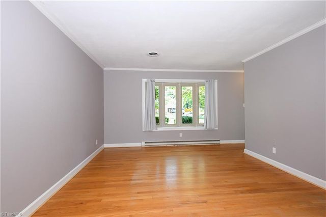4025 Sedgewood Lane, Greensboro, NC 27407