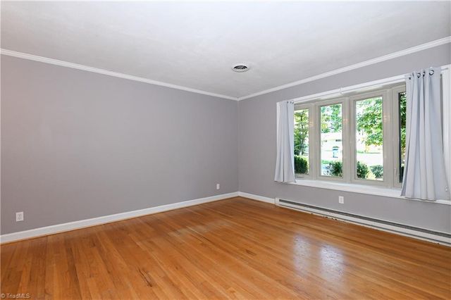 4025 Sedgewood Lane, Greensboro, NC 27407