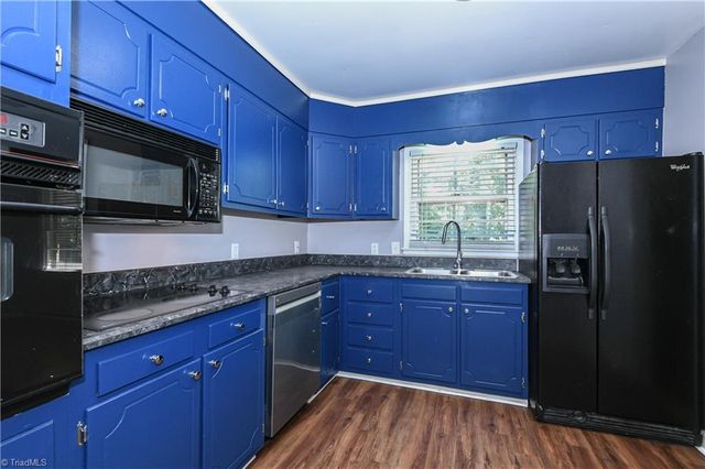 4025 Sedgewood Lane, Greensboro, NC 27407