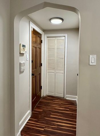 8204 S EXCHANGE Avenue, Chicago, IL 60617