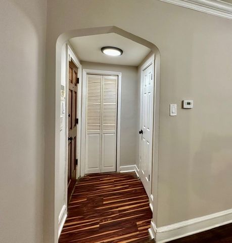 8204 S EXCHANGE Avenue, Chicago, IL 60617