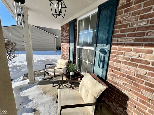 6884 N Laredo Drive, Mccordsville, IN 46055