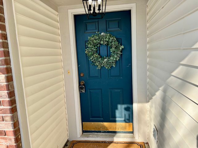 6884 N Laredo Drive, Mccordsville, IN 46055