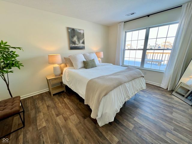 6884 N Laredo Drive, Mccordsville, IN 46055