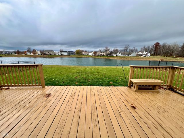 6884 N Laredo Drive, Mccordsville, IN 46055