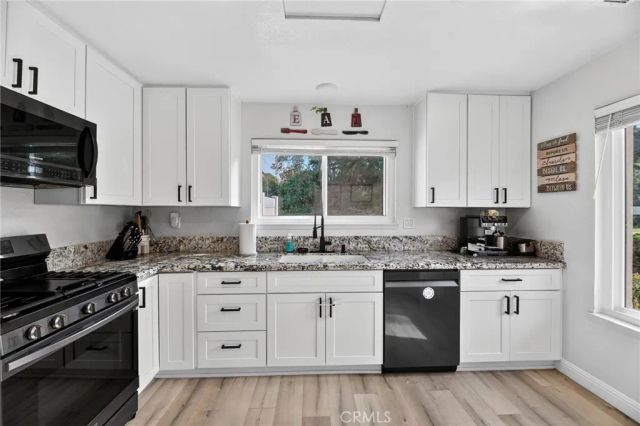 22951 Joaquin Ridge Drive, Murrieta, CA 92562