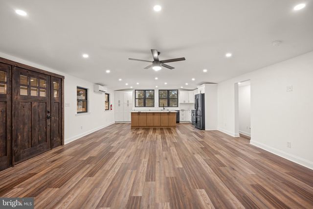 2 SCHRIER AVE., Salem, NJ 08079