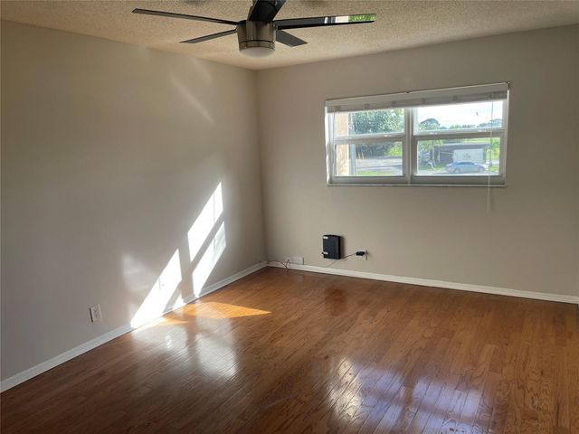 1005 Country Club Drive 205, Margate, FL 33063