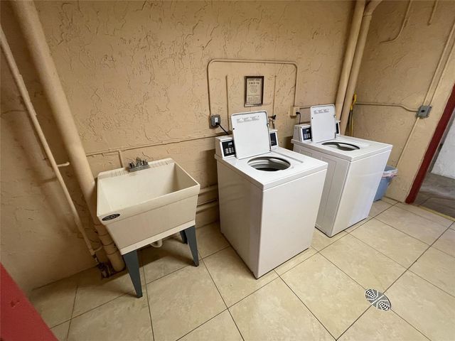 1005 Country Club Drive 205, Margate, FL 33063