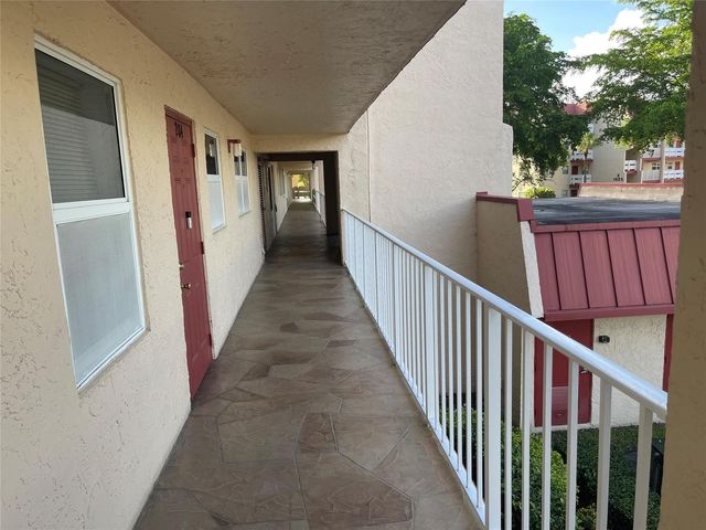 1005 Country Club Drive 205, Margate, FL 33063