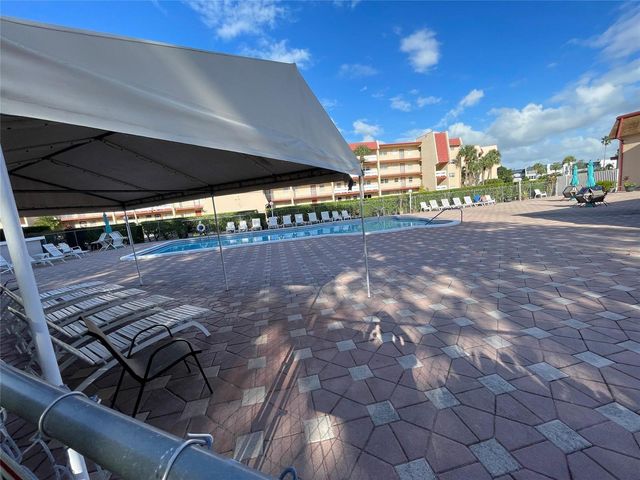 1005 Country Club Drive 205, Margate, FL 33063
