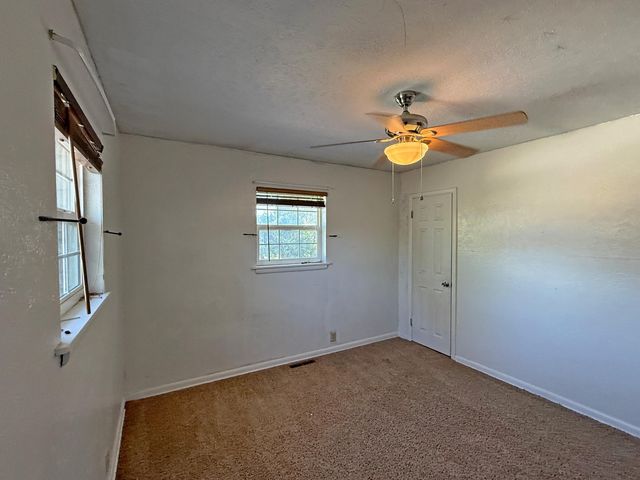 2801 S Michigan Avenue, Joplin, MO 64804