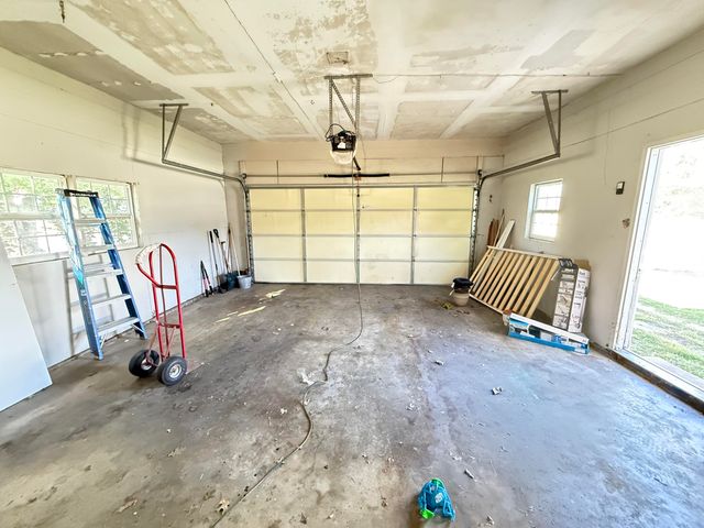 2801 S Michigan Avenue, Joplin, MO 64804