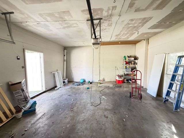 2801 S Michigan Avenue, Joplin, MO 64804