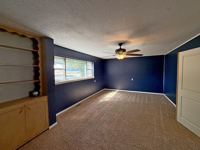 2801 S Michigan Avenue, Joplin, MO 64804