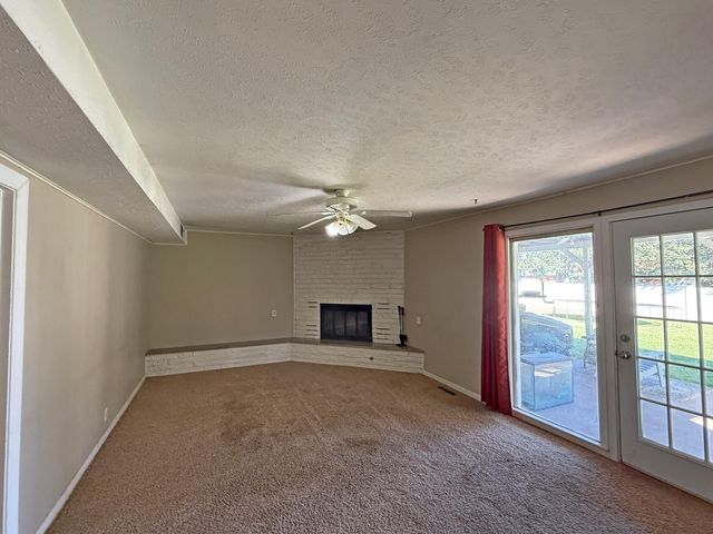 2801 S Michigan Avenue, Joplin, MO 64804