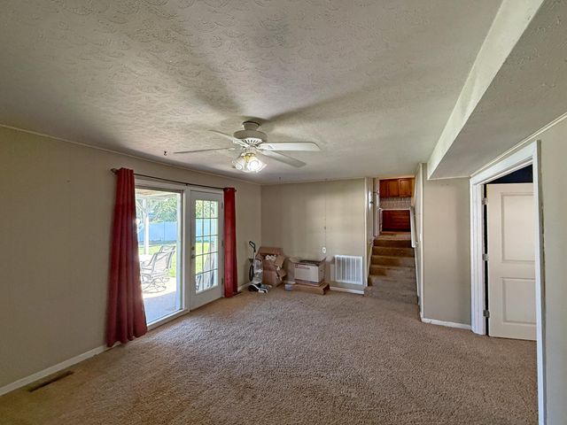 2801 S Michigan Avenue, Joplin, MO 64804