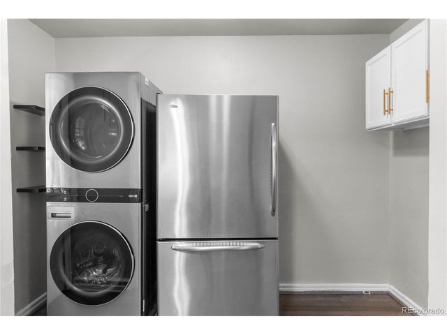 2035 S Julian Cir, Denver, CO 80219