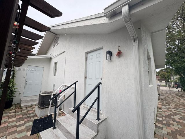 314 SW 10th Ave 2, Miami, FL 33130