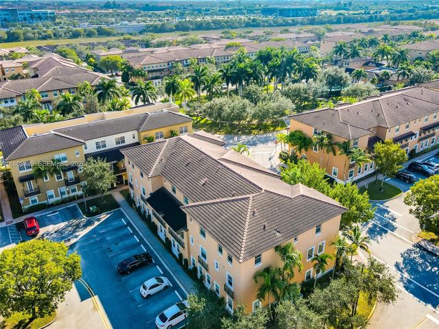 14749 SW 9th St 3110, Pembroke Pines, FL 33027