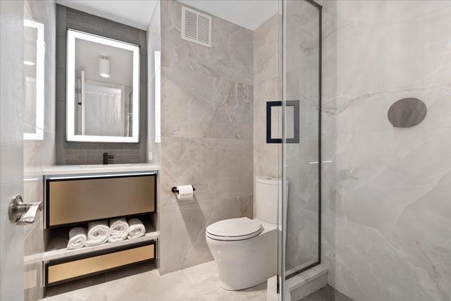 505 N Lake Shore Drive 4512, Chicago, IL 60611