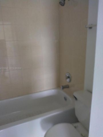 805 SW 113th Way 805, Pembroke Pines, FL 33025