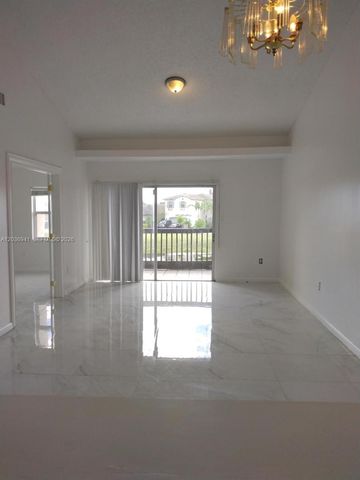 805 SW 113th Way 805, Pembroke Pines, FL 33025
