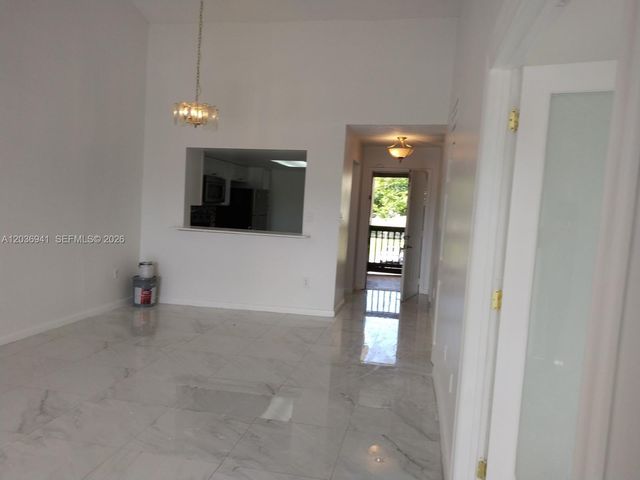 805 SW 113th Way 805, Pembroke Pines, FL 33025